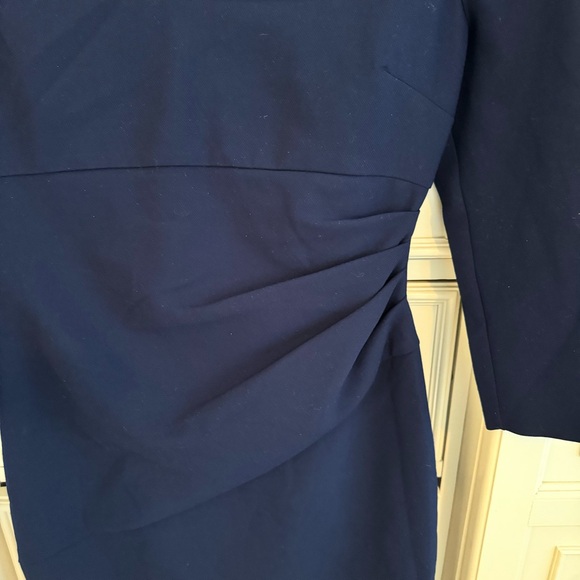 DVF BEVIN SHEATH WITH 3/4 SLEEVES IN NAVY BLUE SIZE 2. - Picture 5 of 9